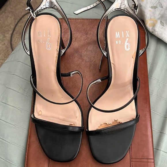 Mix NO 6 black heels SIZE 8 - Picture 2 of 3